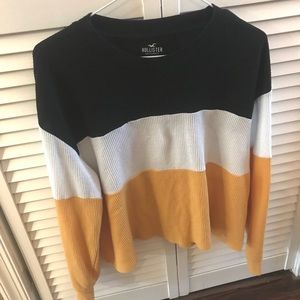 Medium Hollister Women’s “BOYFRIEND TEE”